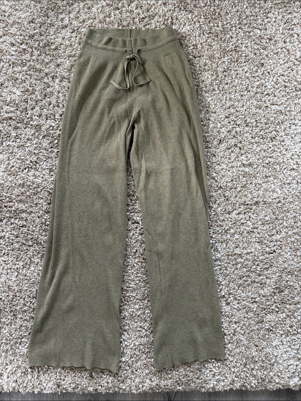 Uniqlo Olive Ribbed Wide-Leg Sweatpants